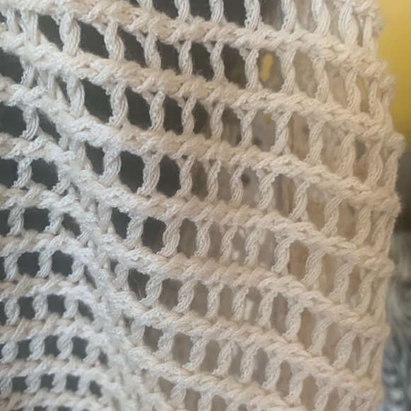 Monoreno crotchet cream top! - Picture 3 of 8